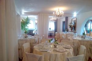 villa di castel di leva location ricevimenti roma