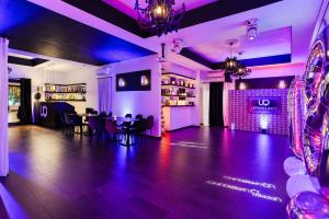 gallery-lounge-garden-palocco-12