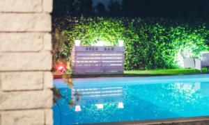 villa-cicognani-piscina-roma